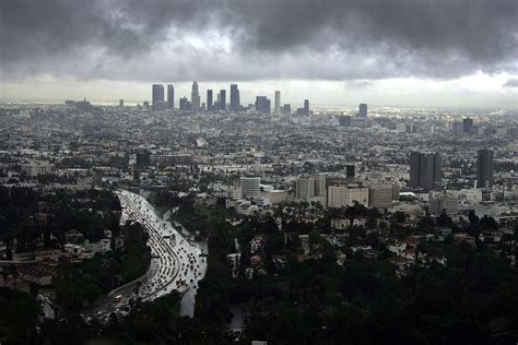 Rainstorm los angeles - 14 Dec 2021 ... A major storm system hit the West causing strong winds and heavy rain and snowfall ... There is a flash-flood watch in areas north of Los Angeles, ...